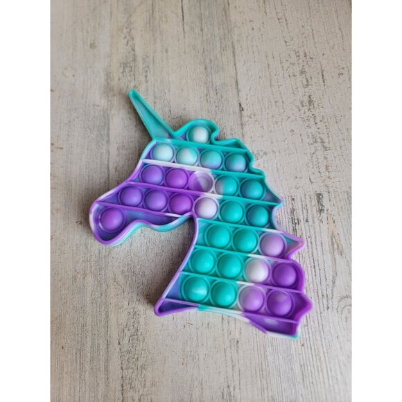 Unicorn pop it purple blue silicone toy figure fidget - Picture 6 of 8